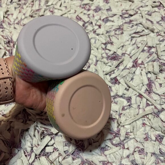 2 OWALA 48OZ FreeSip Water Bottle Boots PINK PURPLE YELLOW Squares - Picture 3 of 3